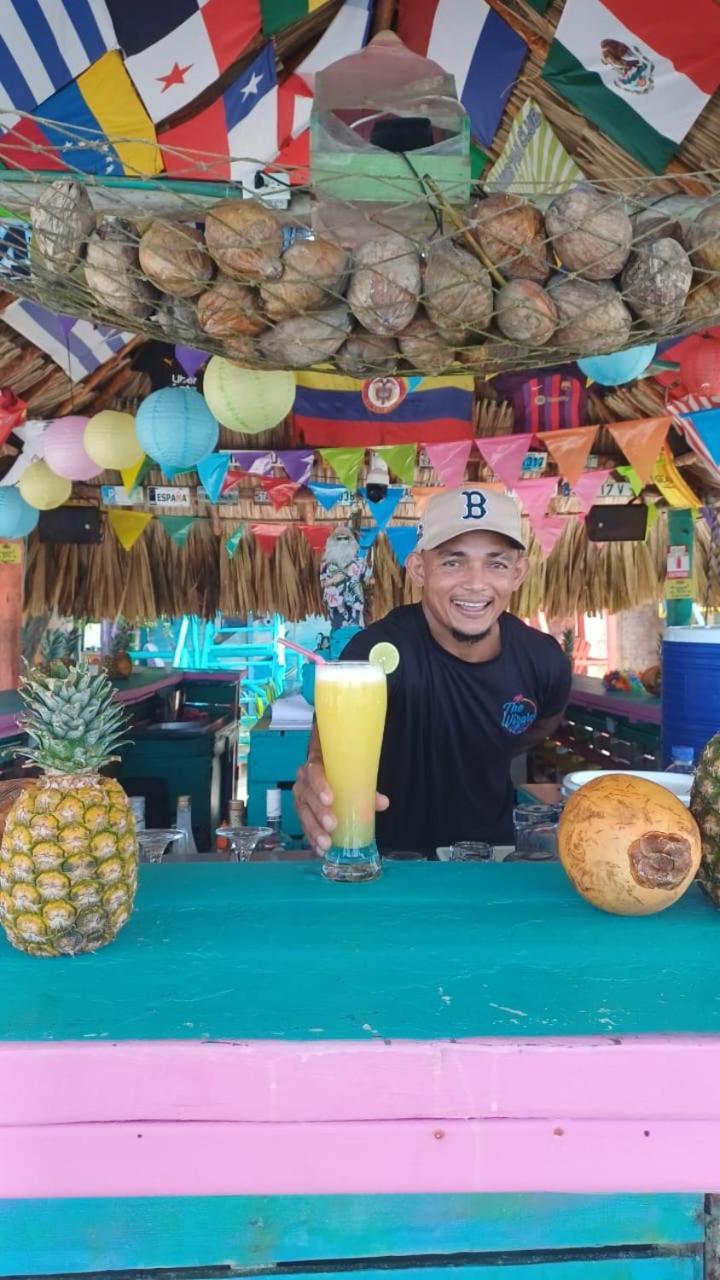 The Wizard & Bar Baru Hotel Playa Blanca Bagian luar foto